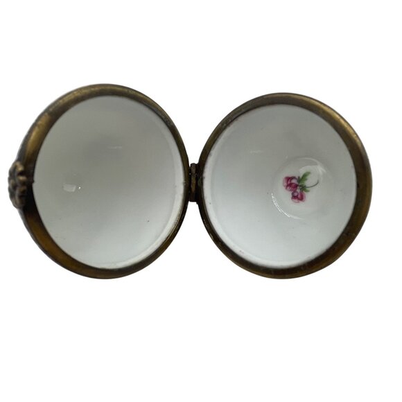 Vintage Limoges France Floral Porcelain Egg Trinket Box Hinged Lid Gold Detailin - Picture 6 of 8